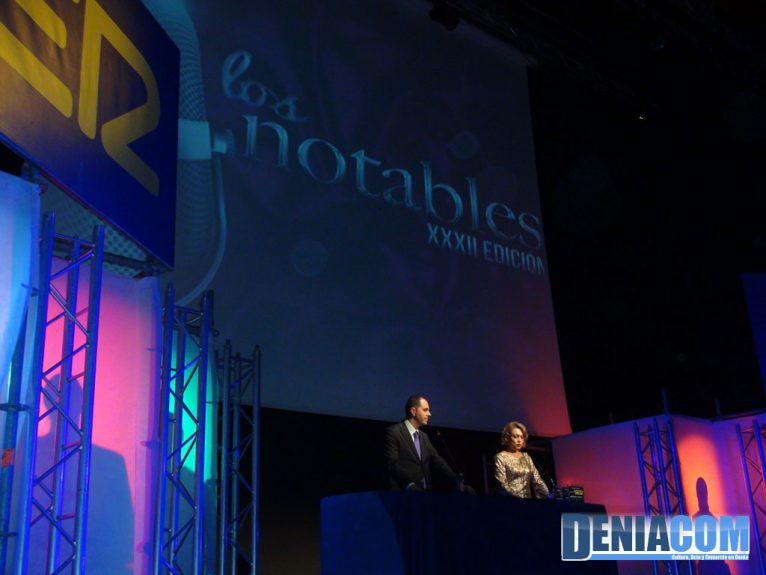 15 Gala Notables 2012 - Entrega del premio a la promoción social