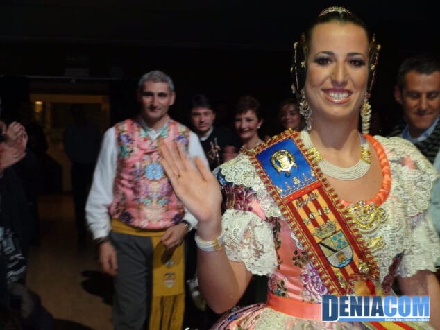 17 Presentación de la Falla Centro 2013 Pleitesías