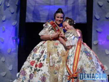 20 Presentación Infantil Falla Centro 2013 – Pleitesías