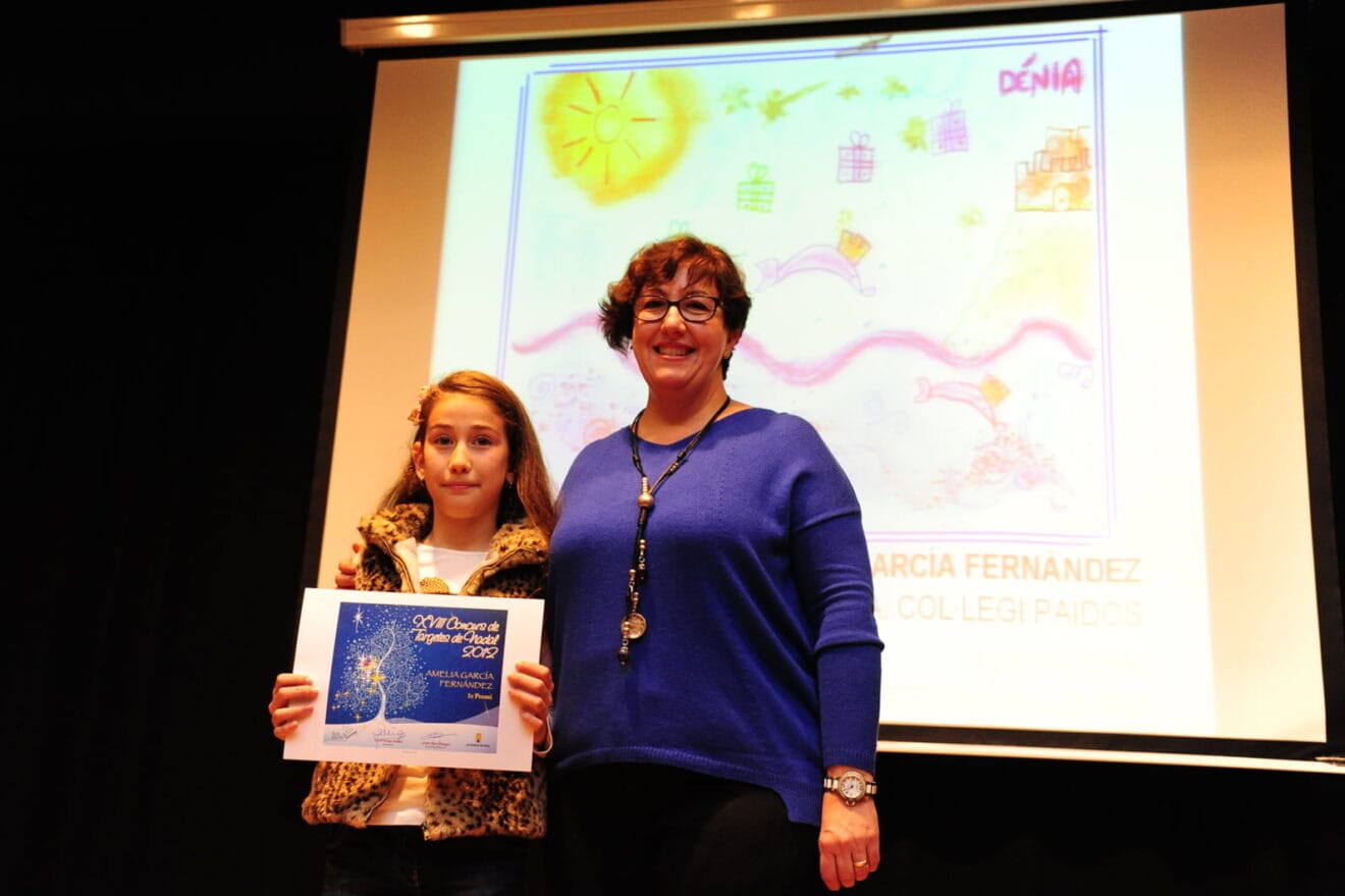 20121219 Ganadora concurso tarjetas navideñas