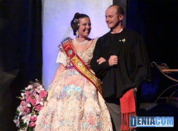 23 Presentación de la Falla Centro 20131