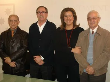 Pepe Torró Polícia ilustre de Dénia con Ana Kringe Alcaldesa