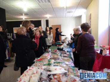Tienda solidaria en favor de Cáritas y Gramm Matola en Dénia