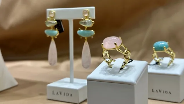 Joyería Bonilla 14 anillos con piedras preciosas y gemas naturales