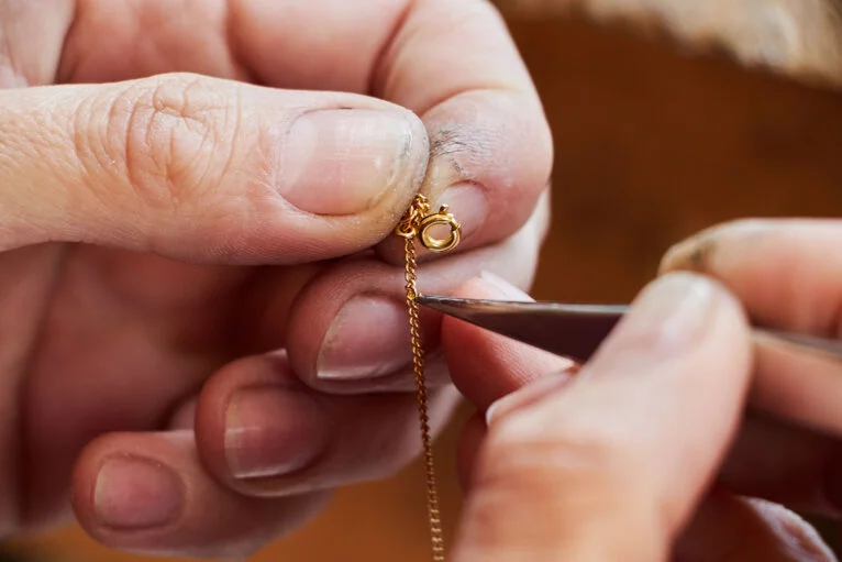 Reparación de joyas y relojes en Dénia - Joyería Bonilla