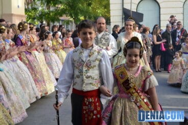 03 Presentación Infantil Oeste 2013 – Llegada de la comisión