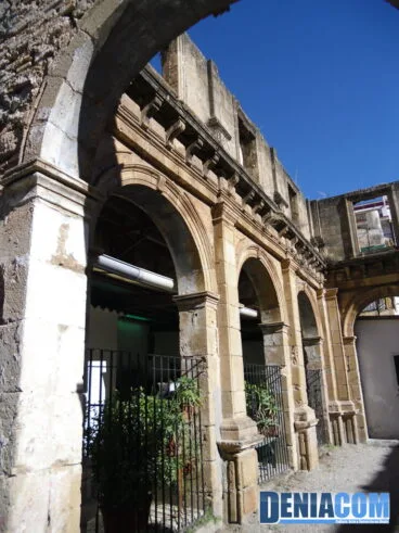 Arco del convento de San Antonio en Dénia
