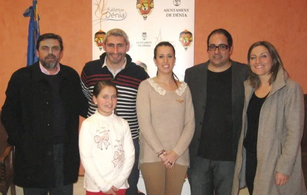 Llibrets y crítica local en la segunda charla de las Jornadas Culturales Falleras 15 Charla sobre literatura fallera Fallero Ejemplar Pregonera y Premio Notable