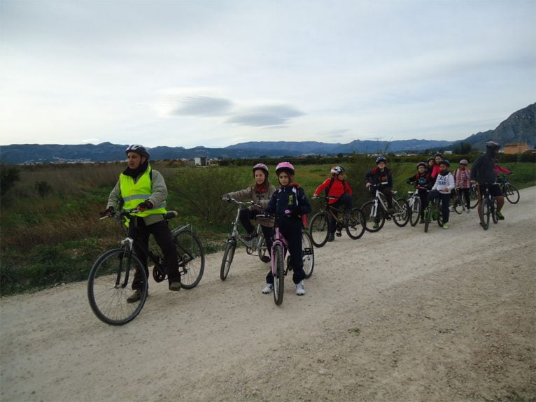 Excursión por la Vía Verde de los alumnos del colegio Montgó