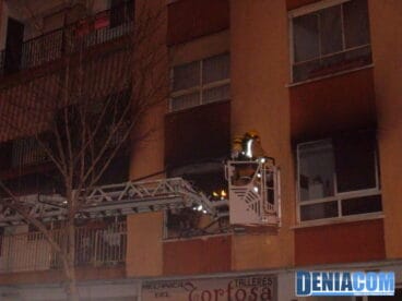 Incendio en una vivienda en Dénia