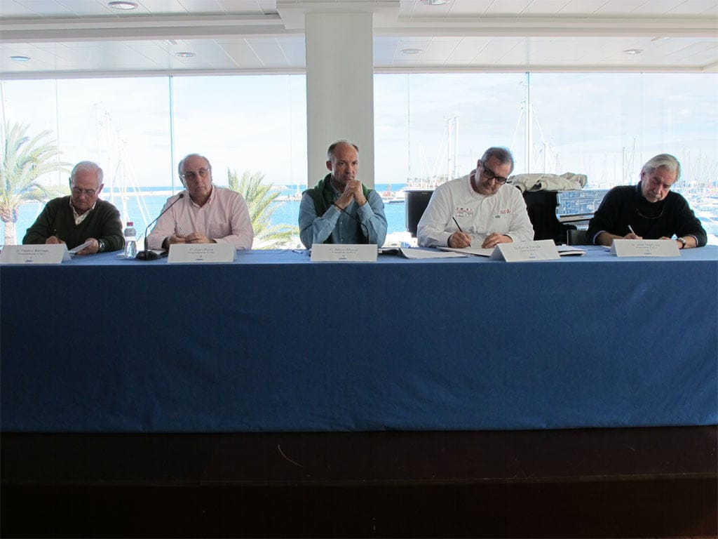 La Asociación de Clubs Náuticos se reúne en Dénia La Asociación de Clubs Náuticos se reúne en Dénia