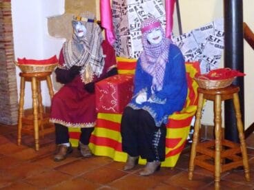 Los Carteros Reales visitan a los niños y niñas de Baix la Mar