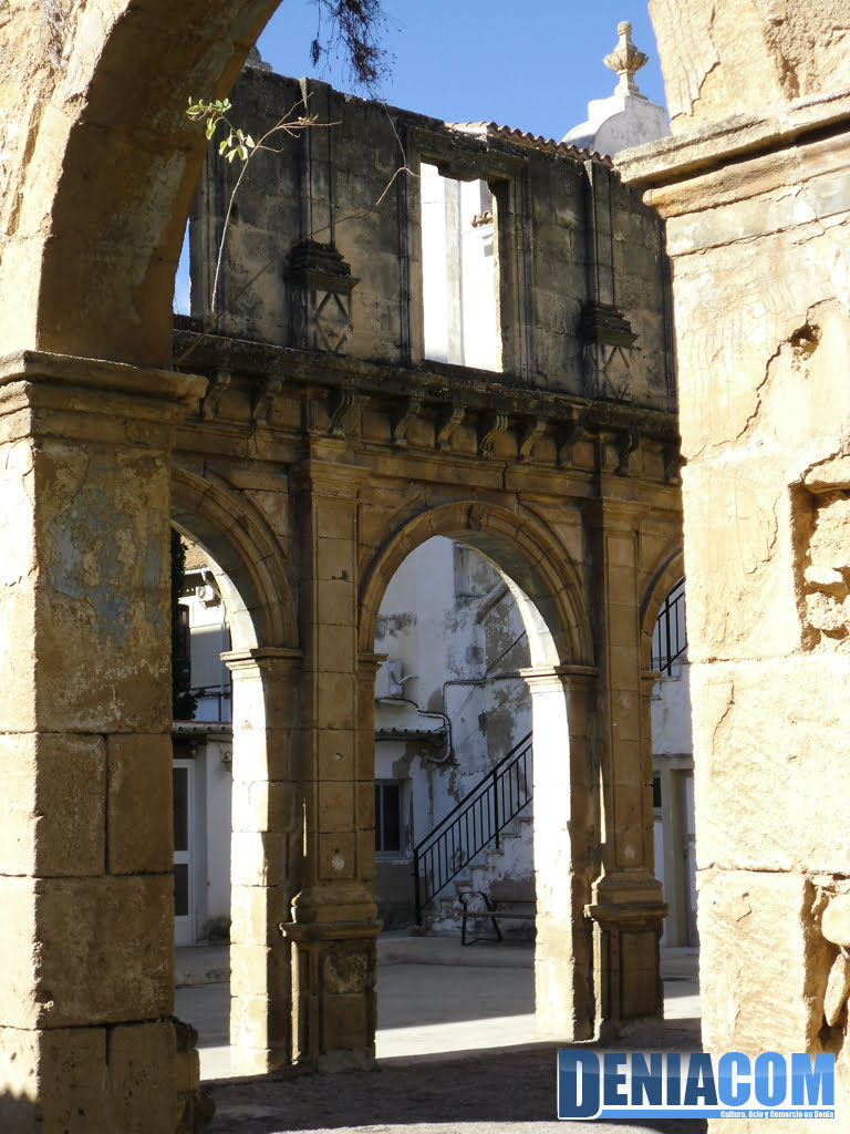 Restos del claustro del convento de san Antonio