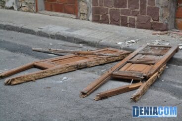 Temporal de viento en Dénia – Derrumbe de una fachada en Calle Sandunga