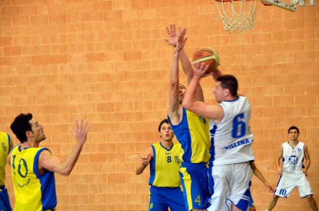 V74 DENIA