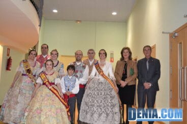 04 Presentación Falla Oeste 2013 – Llegada de los cargos