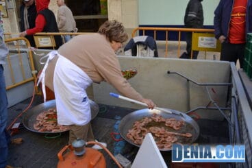 15 Paellas solidarias en el mig any de la Festa Major de Dénia