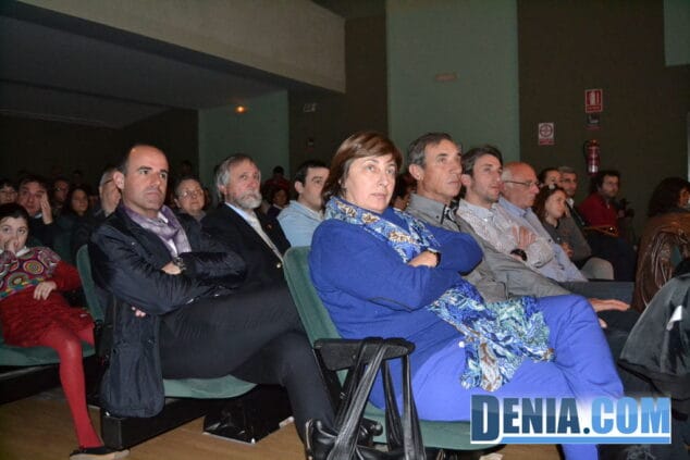 17 Presentación de capitanes Mig Any Dénia 2013