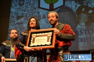 20 Presentación de capitanes Mig Any Dénia 2013 – Abanderada Cristiana – Ana Adela Pastor