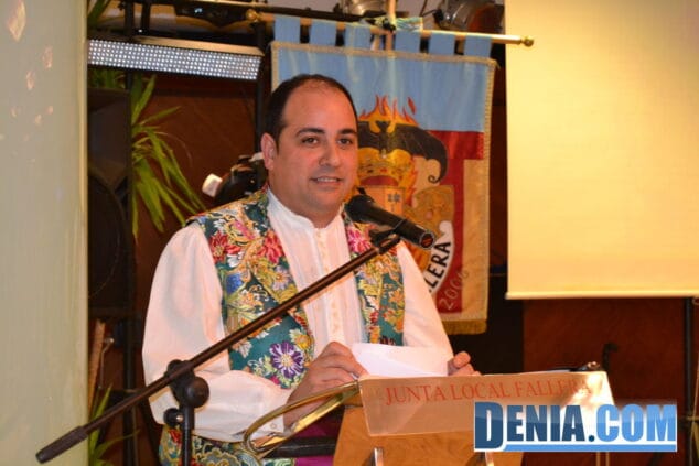 44 Sopar de Gala Fallas Dénia 2013 Recompensas y fallero Ejemplar