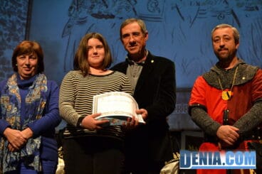 48 Presentación de capitanes Mig Any Dénia 2013 – Finalista de la segunda categoría del concurso de dibujo – Andrea Redondo