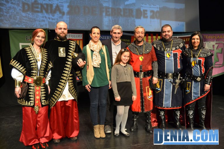 51 Presentación de capitanes Mig Any Dénia 2013 - Cargos con Junta Local fallera