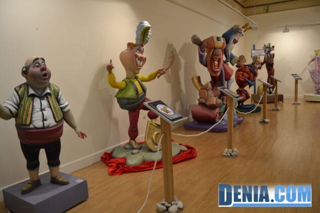 Las falleras Mayores de Dénia inauguraron la exposición del Ninot 70 70 Inauguración de la exposición del ninot en Dénia 2013