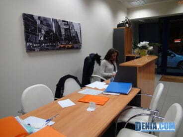 Autoescuela Victoria, Profesores profesionales y cualificados