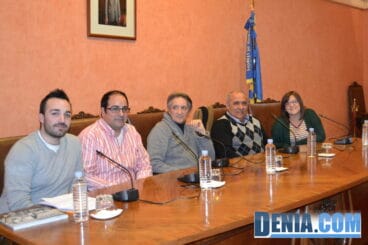 Ponentes de la charla sobre carrozas en Dénia