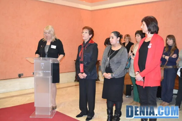 Jessica Romero apela por equilibrar fuerzas en la lucha por la igualdad en su homenaje en el Día de la Mujer 4 04 Jessica Romero reconocida en el Día de la Mujer de Dénia 2013