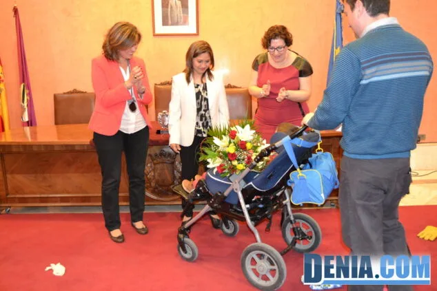 Jessica Romero apela por equilibrar fuerzas en la lucha por la igualdad en su homenaje en el Día de la Mujer 19 19 Jessica Romero reconocida en el Día de la Mujer de Dénia 2013