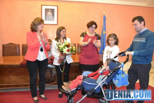 Jessica Romero apela por equilibrar fuerzas en la lucha por la igualdad en su homenaje en el Día de la Mujer 22 22 Jessica Romero reconocida en el Día de la Mujer de Dénia 2013