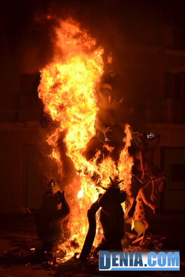 23 Cremà de las Fallas de Dénia 2013