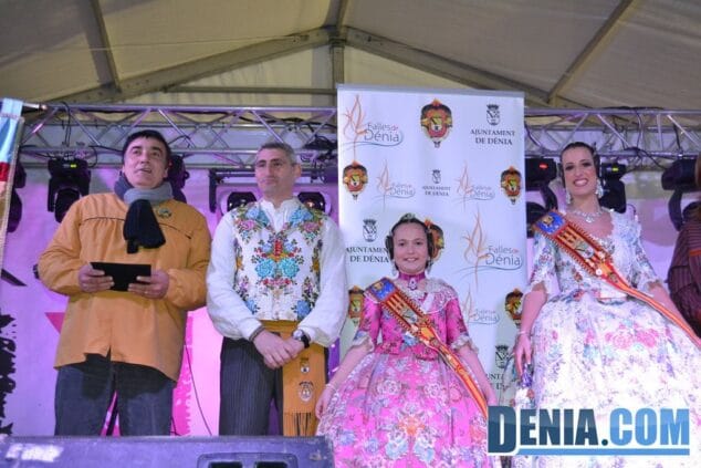 32 Sopar de Germanor 2013 en Dénia Ramón de Colomo Tercer Premio Presentadores