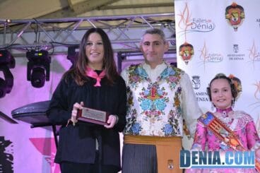 35 Sopar de Germanor 2013 en Dénia – Laura Oltra – Primero Premio Presentadores