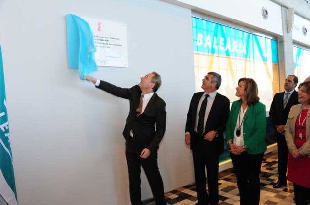 Alberto Fabra inaugura la Estación Marítima de Dénia