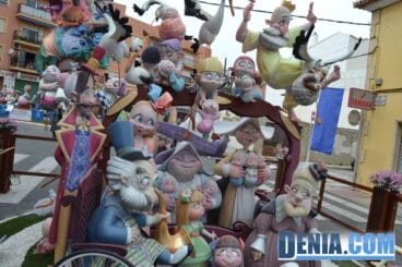 Entrega de premios de Fallas Infantiles Dénia 2013 54 Falla Baix la Mar 1er Premio Sección Especial1