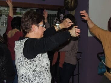 Fin del curso de sevillanas en la Falla Campaments 11