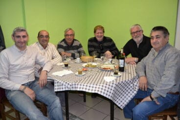 Jaume Bertomeu junto a expresidentes de la Junta Local Fallera de Dénia
