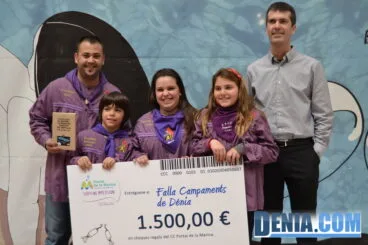 La Falla Campaments gana el concurso fallero del Centro Comercial Portal de la Marina 06