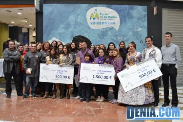La Falla Campaments gana el concurso fallero del Centro Comercial Portal de la Marina 08