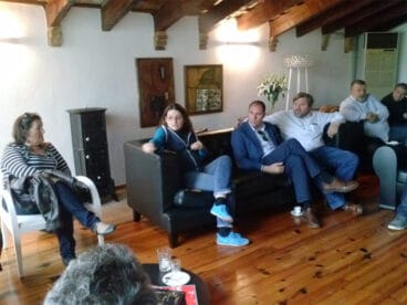 Mónica Oltra se reúne en Dénia con diferentes asociaciones