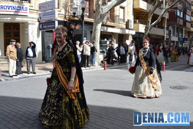 Ofrenda de Fallas 2013 en Dénia 03