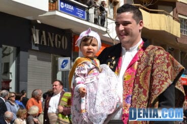 Ofrenda de Fallas 2013 en Dénia 100