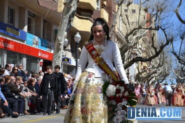 Ofrenda de Fallas 2013 en Dénia 102