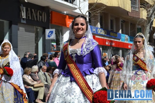 Ofrenda de Fallas 2013 en Dénia 107