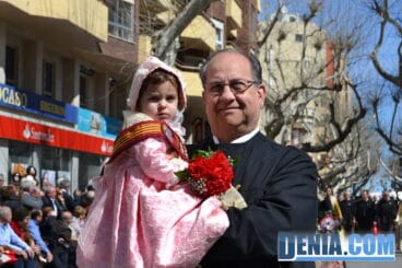 Ofrenda de Fallas 2013 en Dénia 113