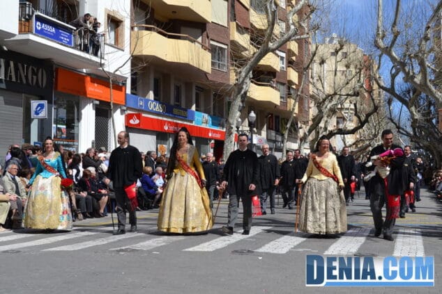 Ofrenda de Fallas 2013 en Dénia 115