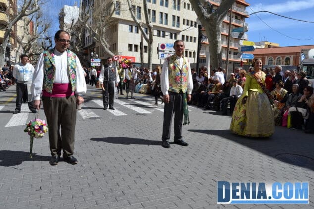 Ofrenda de Fallas 2013 en Dénia 136