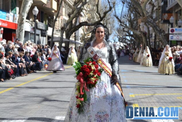 Ofrenda de Fallas 2013 en Dénia 37